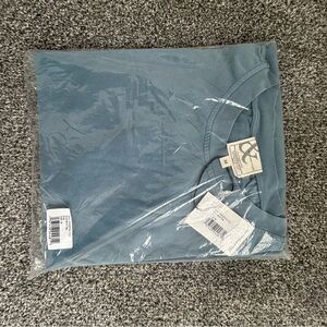 Ampersand Ave boyfriend Blue T-Shirt